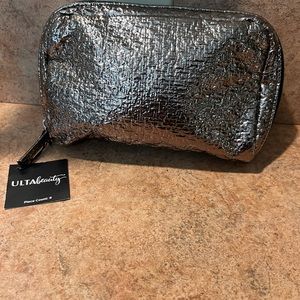 Beautiful new cosmetic bag with label beautiful metallic color